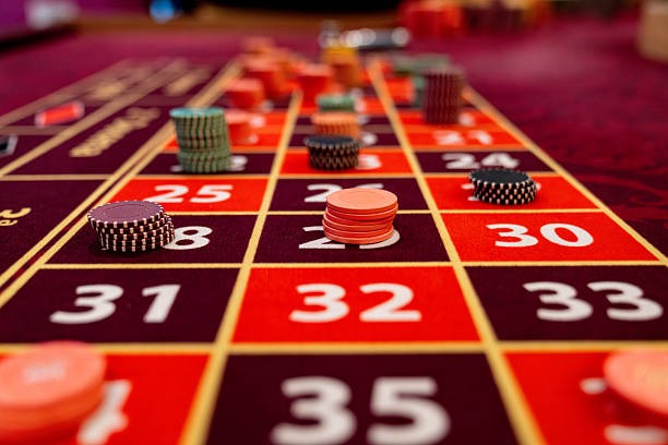 Player interface showing MSC table with dealer cards